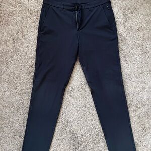 Lululemon Commission Slim-Fit Pant 30L
Warpstreme Black Men's Pants